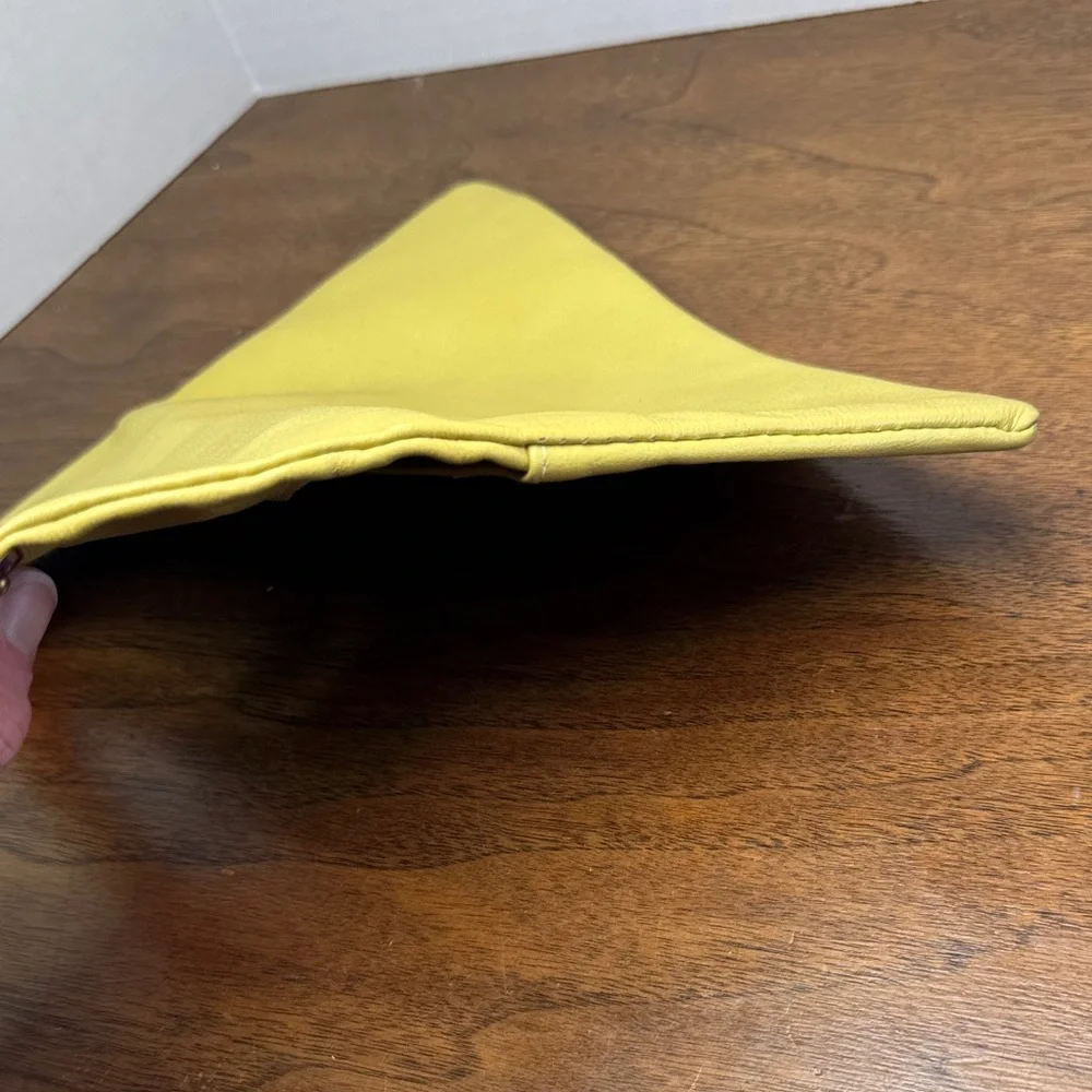 70s Vintage Roger Gimlet Foldable Lucite Yellow Leather Envelope Clutch Bag